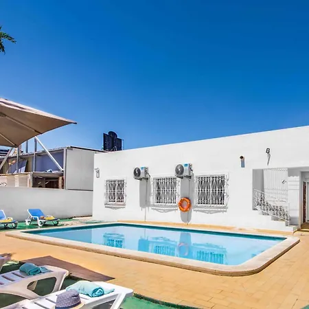 Villa Cay