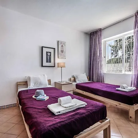 Cay Villa