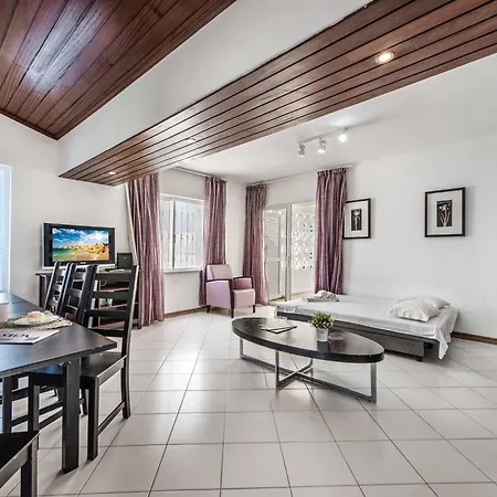 Villa Cay